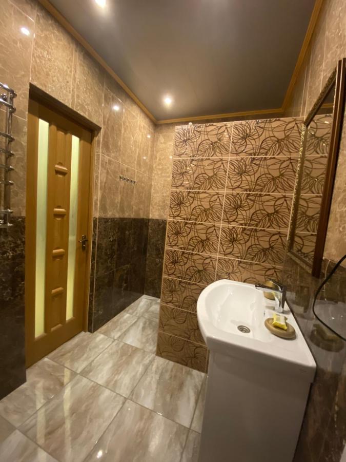 Вул Роксолани , 16 Центр 300 М До Бювету 特鲁斯卡韦茨 外观 照片